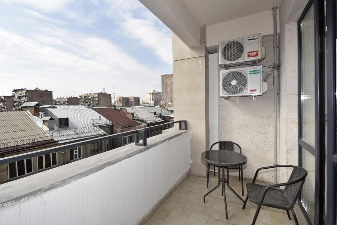 Rent Inn Yerevan On Koghbaci Street Exterior foto