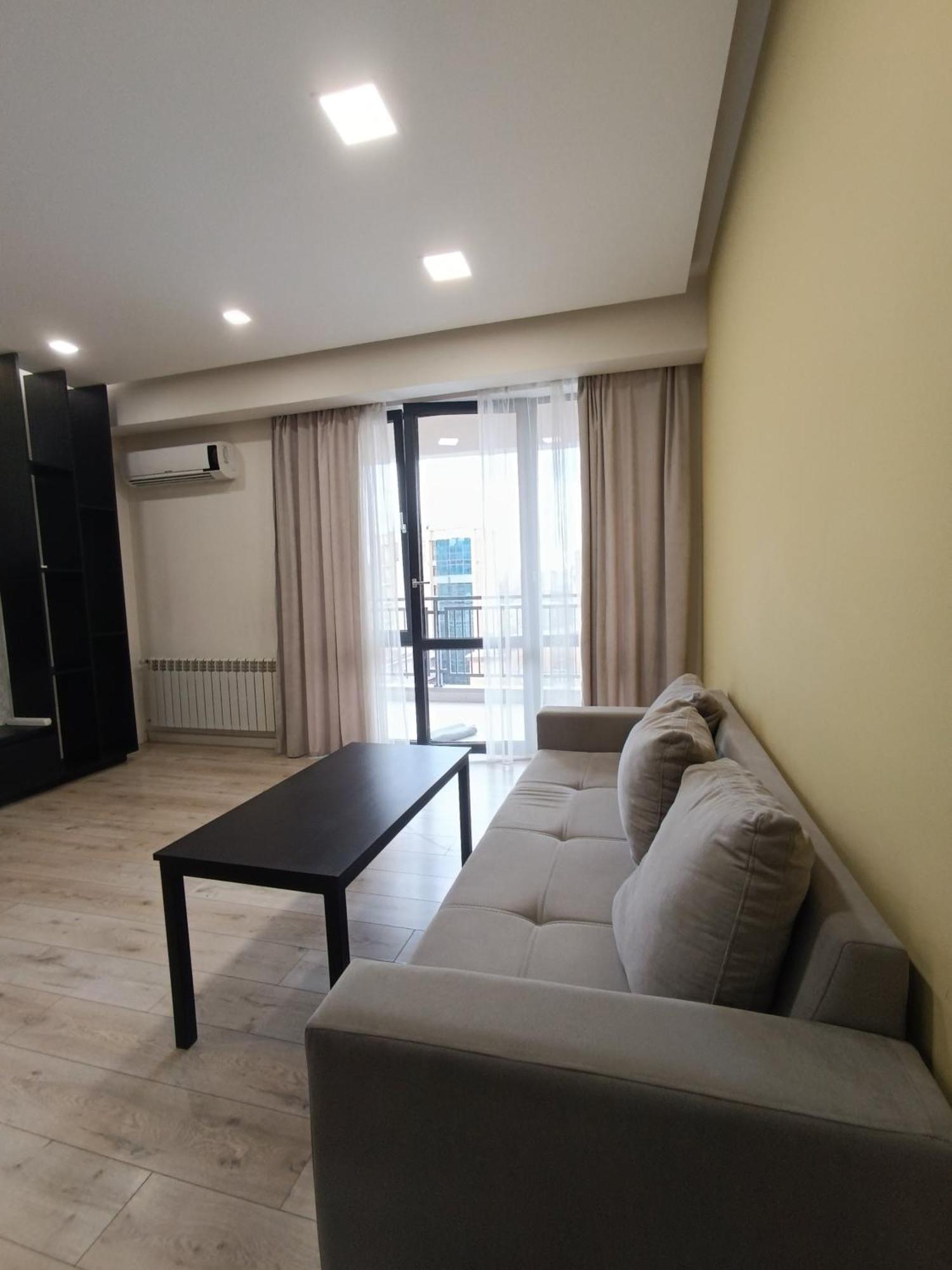 Rent Inn Yerevan On Koghbaci Street Exterior foto